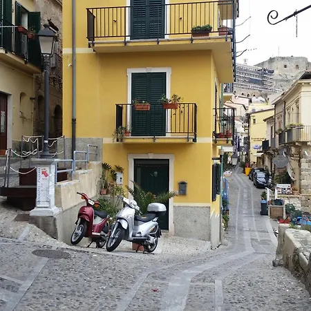 Il Borgo 4* Scilla