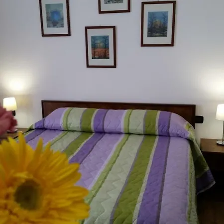 Il Borgo Alojamento de Acomodação e Pequeno-almoço 3*